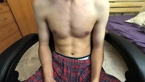 Snapshot of charliehoffa chatting on 09/24/25, 07:06 Charlie online show from 09/24/25, 07:06