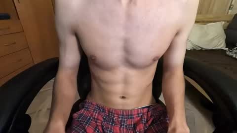 Snapshot of charliehoffa chatting on 11/05/25, 08:42 Charlie online show from 11/05/25, 08:42