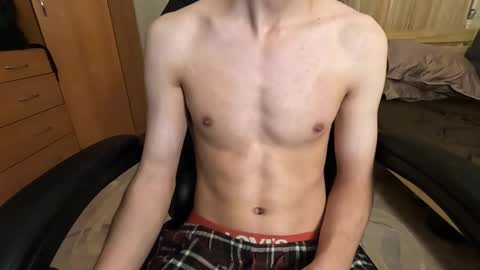 Snapshot of charliehoffa chatting on 11/27/25, 09:39 Charlie online show from 11/27/25, 09:39