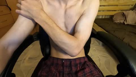 Snapshot of charliehoffa chatting on 12/02/25, 08:04 Charlie online show from 12/02/25, 08:04