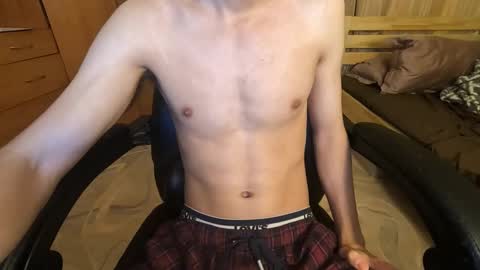 Snapshot of charliehoffa chatting on 12/15/25, 09:52 Charlie online show from 12/15/25, 09:52