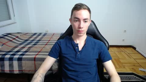 Snapshot of charlieseyer chatting on 04/27/26, 07:39 carlos reyes online show from 04/27/26, 07:39