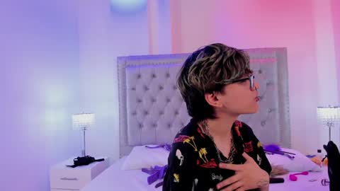 Snapshot of charlietaylorr__ chatting on 01/28/25, 11:38 Charlie online show from 01/28/25, 11:38