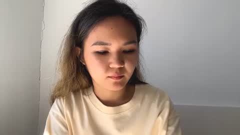 Snapshot of charlinepalme chatting on 07/01/26, 04:47 Kira online show from 07/01/26, 04:47