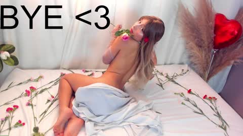 Char 3  Lets go for the 100 Thumb-Up   online show from 03/05/25, 02:56