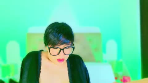 Charloott Evans online show from 10/01/25, 03:12