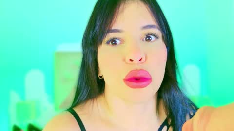 Charloott Evans online show from 10/10/25, 02:10