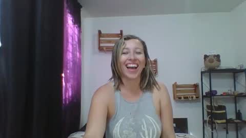 Snapshot of charlot_ponze chatting on 12/02/24, 08:33 charlott online show from 12/02/24, 08:33