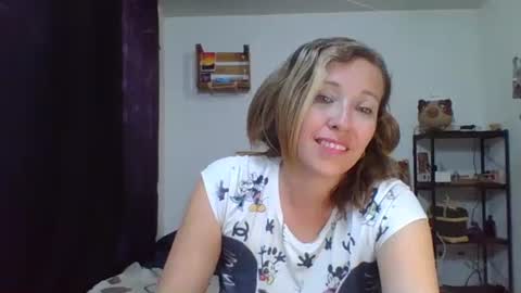 Snapshot of charlot_ponze chatting on 01/14/25, 05:19 charlott online show from 01/14/25, 05:19