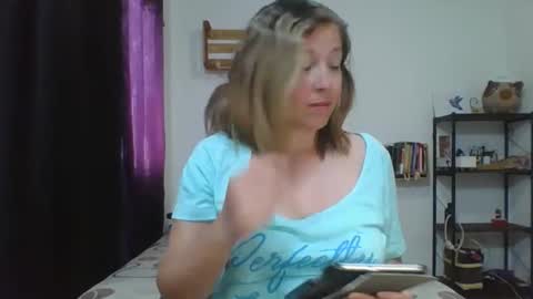 Snapshot of charlot_ponze chatting on 02/15/25, 06:23 charlott online show from 02/15/25, 06:23