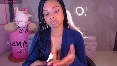 Charlote  online show from 10/24/25, 01:18