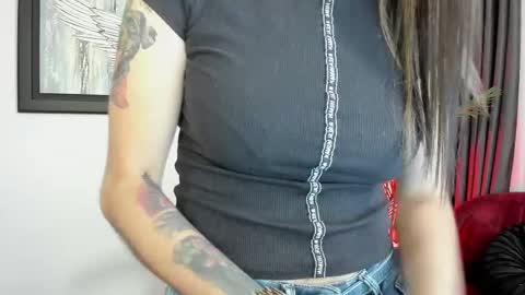 Charlote online show from 02/14/25, 02:44