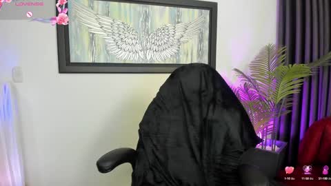 Charlote online show from 02/22/25, 05:34