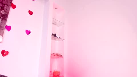 Charlote online show from 02/15/25, 11:03