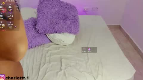 charlott online show from 11/19/25, 04:01