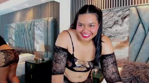 Charlott online show from 11/22/25, 11:53