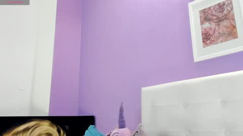 Snapshot of charlotte1117 chatting on 04/21/26, 05:50 Char 3 online show from 04/21/26, 05:50