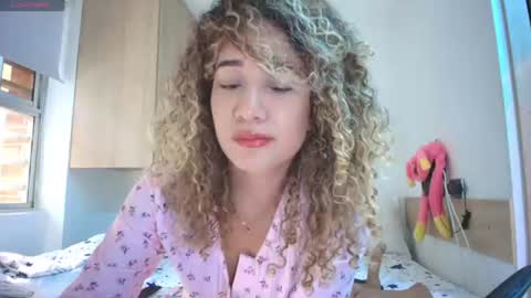 Snapshot of charlotte1117 chatting on 07/03/26, 08:48 Char 3 online show from 07/03/26, 08:48