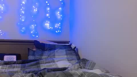 Snapshot of charlotte3anne chatting on 02/24/26, 02:09 Charlotte online show from 02/24/26, 02:09