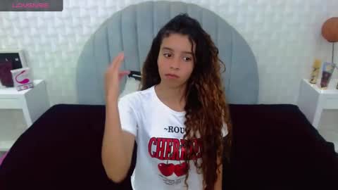 Snapshot of charlotte_0309 chatting on 02/27/25, 07:26 charlotte online show from 02/27/25, 07:26