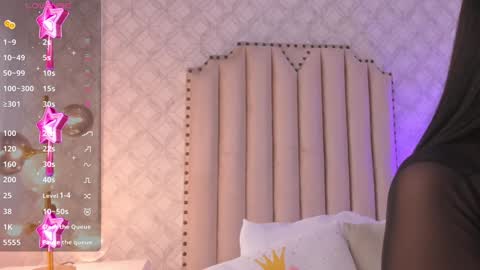   Charlotte  online show from 12/16/24, 07:21