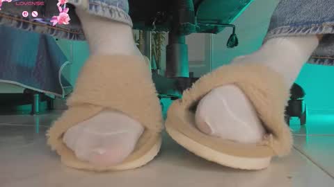 charlotte  grey online show from 02/07/26, 08:12