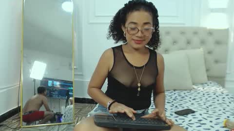 charlottte y dante online show from 10/24/25, 04:53