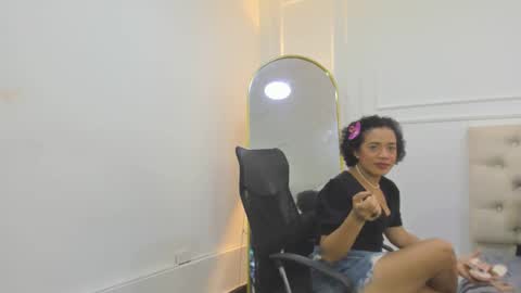 charlottte y dante online show from 01/15/26, 04:17