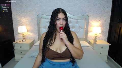 Snapshot of charlotte_gonsalez chatting on 12/06/24, 11:22 Charlotte online show from 12/06/24, 11:22