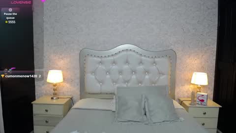 Snapshot of charlotte_gonsalez chatting on 01/03/25, 11:35 Charlotte online show from 01/03/25, 11:35