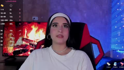 Charlotte  online show from 01/12/25, 01:53