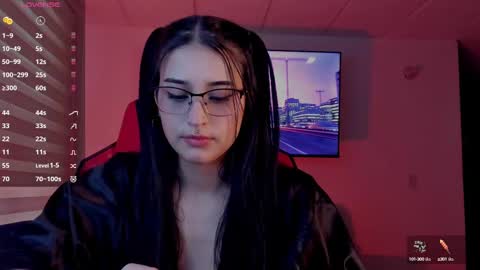 Charlotte  online show from 10/08/25, 09:45