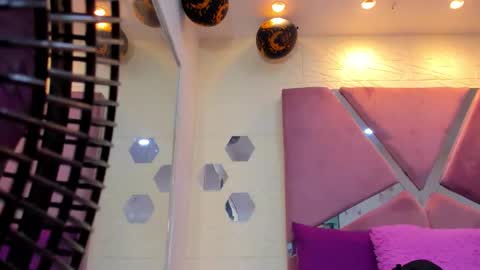 Charlotte Icee online show from 11/07/25, 04:40