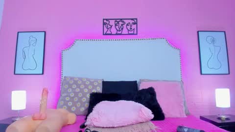 Charlotte online show from 11/12/25, 08:30