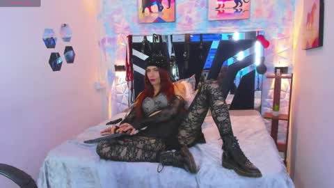 Snapshot of charlotte_landry__ chatting on 04/20/26, 09:38 CHARLOTTELANDRY online show from 04/20/26, 09:38