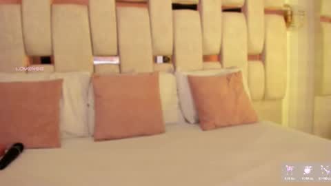 charlotte_line online show from 10/15/25, 05:02