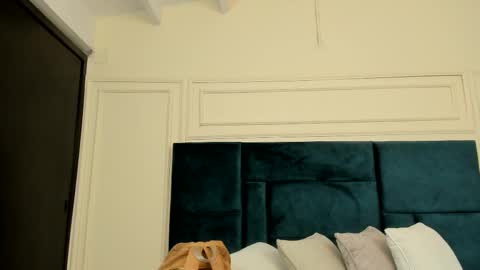 Snapshot of charlotte_mayers chatting on 02/19/25, 11:17 Charlotte Mayers online show from 02/19/25, 11:17