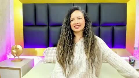 Snapshot of charlotte_monnroe chatting on 05/05/26, 12:24 charlotte_monnroe online show from 05/05/26, 12:24