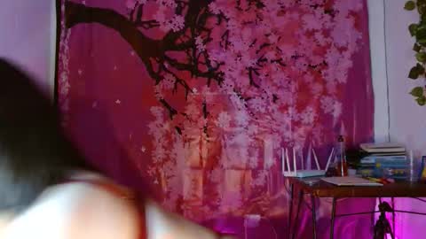 Snapshot of charlotte_morh_ chatting on 04/09/26, 02:00 charlotte_morh_ online show from 04/09/26, 02:00