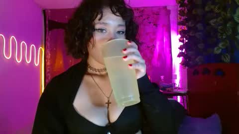 Snapshot of charlotte_morh_ chatting on 04/24/26, 01:41 charlotte_morh_ online show from 04/24/26, 01:41