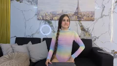 charlotte_skinny11_aws online show from 10/16/25, 05:03