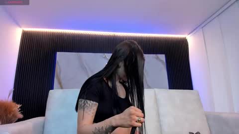 Charlotte  Everyday From 0700 to 1300 Col Time online show from 11/25/25, 11:32