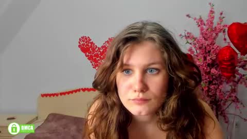 Snapshot of charlotte_wow chatting on 02/19/25, 12:14 Charlotte online show from 02/19/25, 12:14