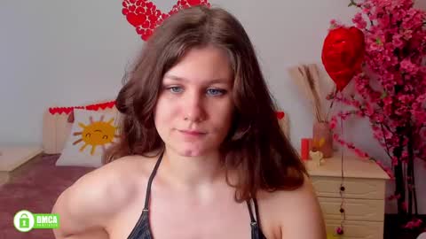 Snapshot of charlotte_wow chatting on 02/20/25, 02:13 Charlotte online show from 02/20/25, 02:13