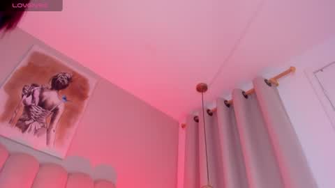 Snapshot of charlottedupontt chatting on 07/04/26, 01:28 Charlotte online show from 07/04/26, 01:28