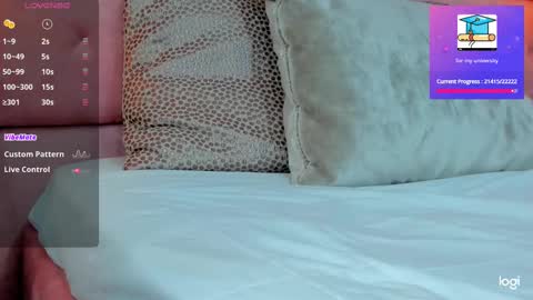 Snapshot of charlottee17 chatting on 01/20/25, 11:56 ANDRE online show from 01/20/25, 11:56