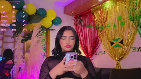 Snapshot of charlotteg18 chatting on 04/09/26, 02:44 Charlote online show from 04/09/26, 02:44