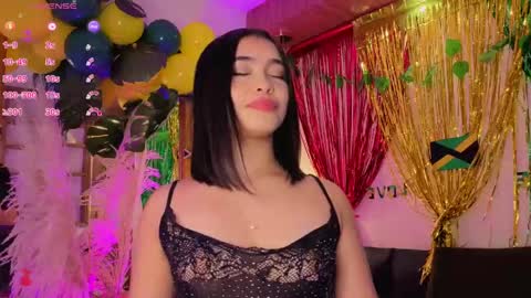 Snapshot of charlotteg18 chatting on 04/13/26, 02:17 Charlote online show from 04/13/26, 02:17