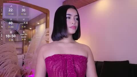 Snapshot of charlotteg18 chatting on 05/13/26, 03:15 Charlote online show from 05/13/26, 03:15