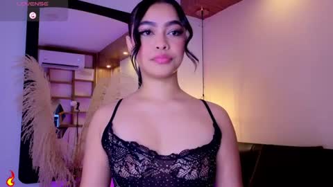 Snapshot of charlotteg18 chatting on 07/13/26, 03:53 Charlote online show from 07/13/26, 03:53